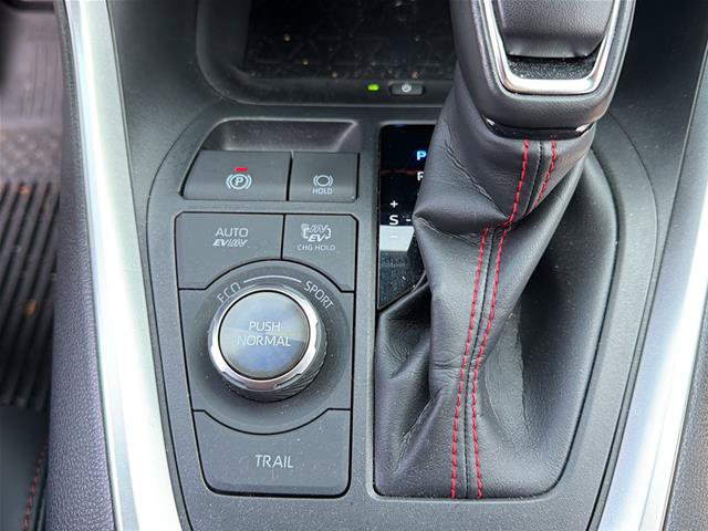 Used 2024 Toyota RAV4 XSE w/ Weather Package AWD/4WD image 16
