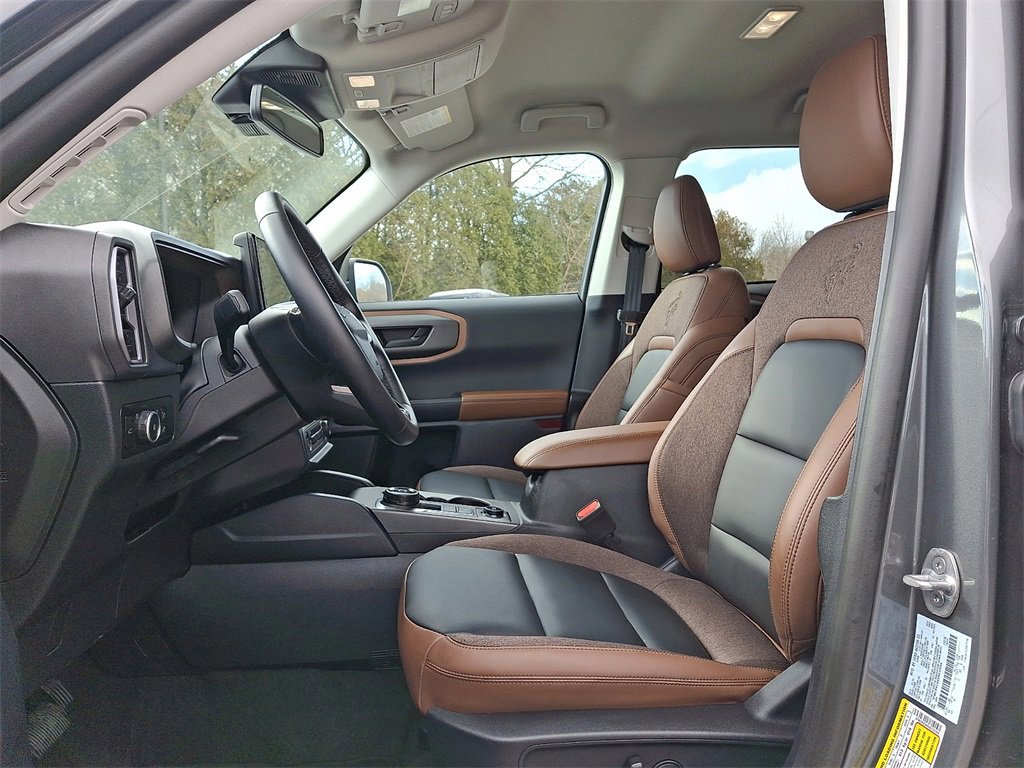 Certified 2025 Ford Bronco Sport Outer Banks image 14