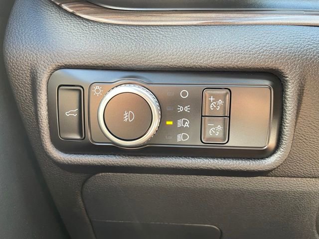 Certified 2023 Ford Explorer Limited w/ Limited Technology Package AWD/4WD image 16