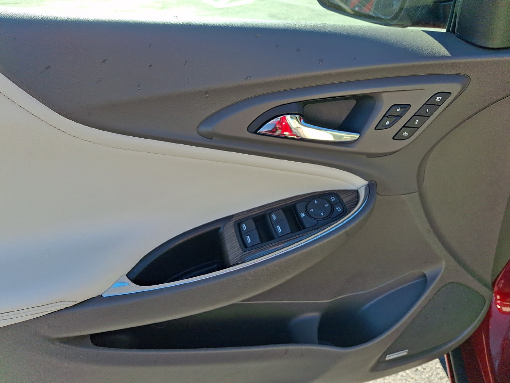 Used 2021 Chevrolet Malibu Premier FWD image 12