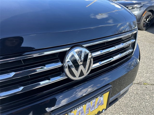 Used 2021 Volkswagen Tiguan SE image 10