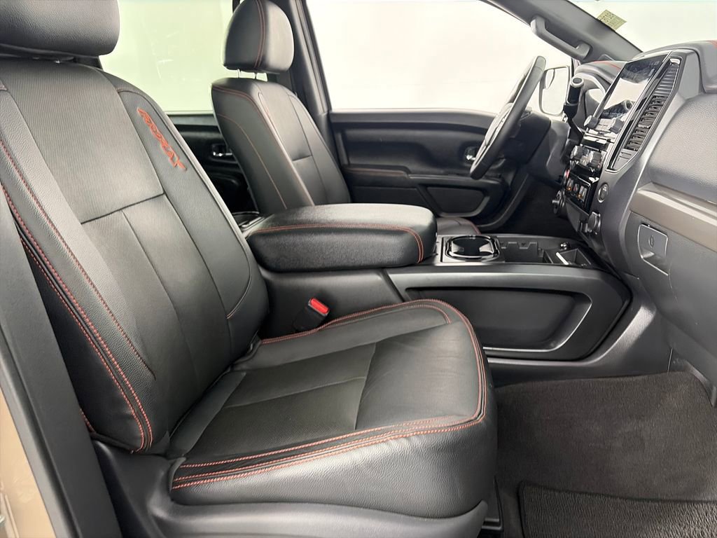 Used 2022 Nissan Titan PRO-4X w/ Pro-4x Convenience Package AWD/4WD image 31