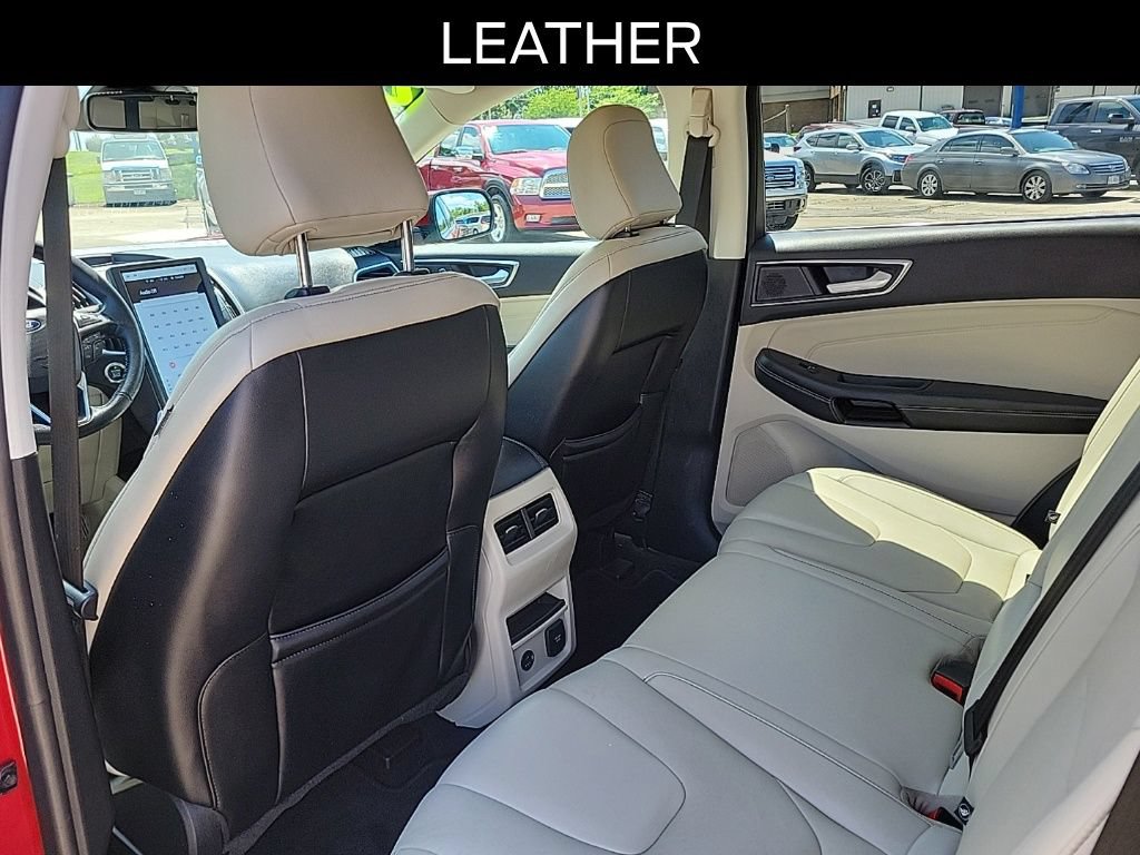 Certified 2021 Ford Edge Titanium AWD/4WD image 13