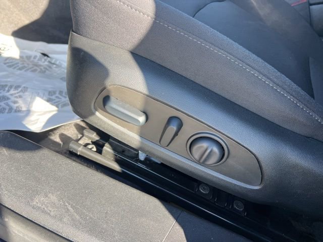 Used 2023 Chevrolet Malibu LT image 19