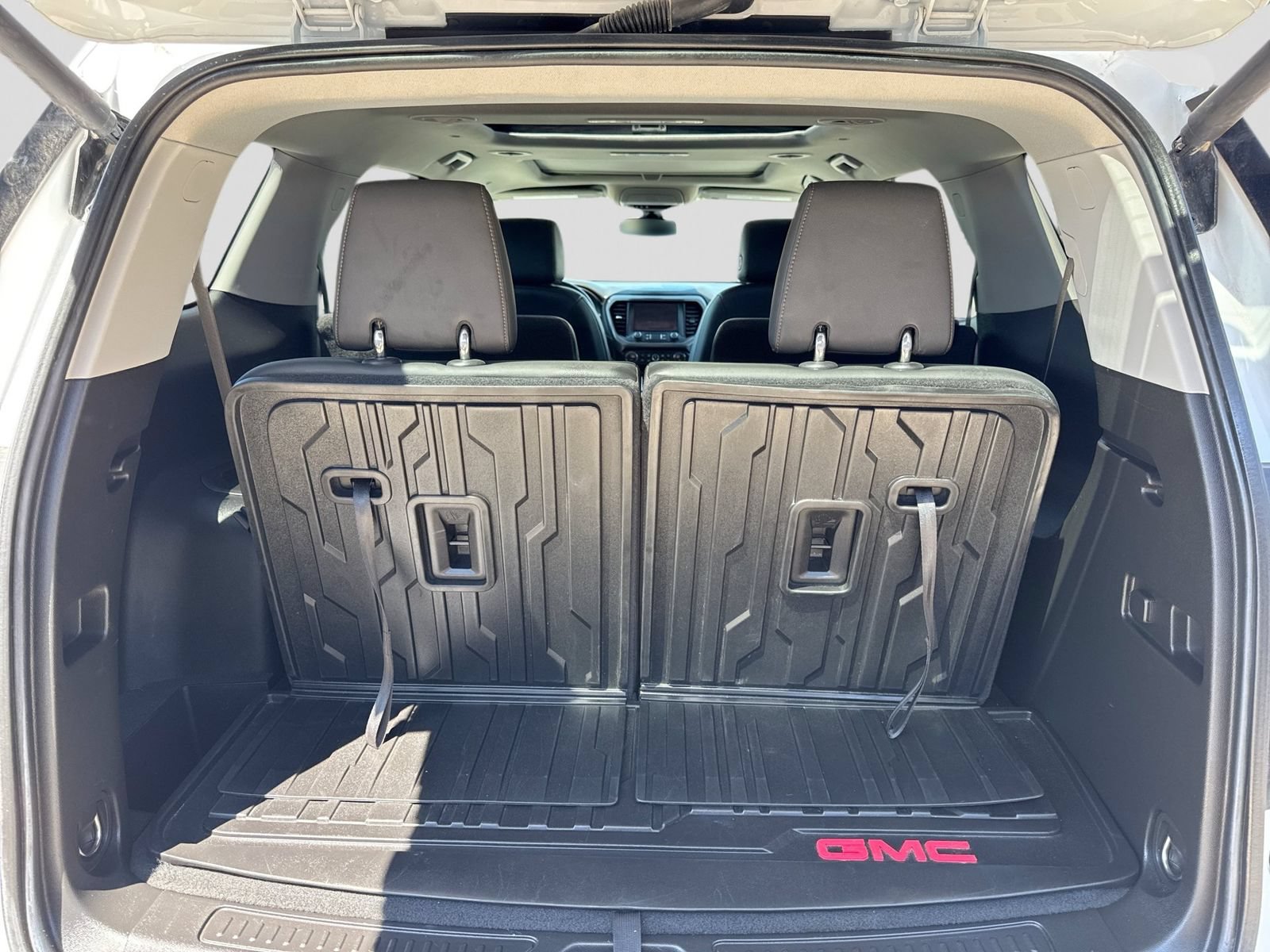 Used 2022 GMC Acadia AT4 w/ Preferred Package AWD/4WD image 44