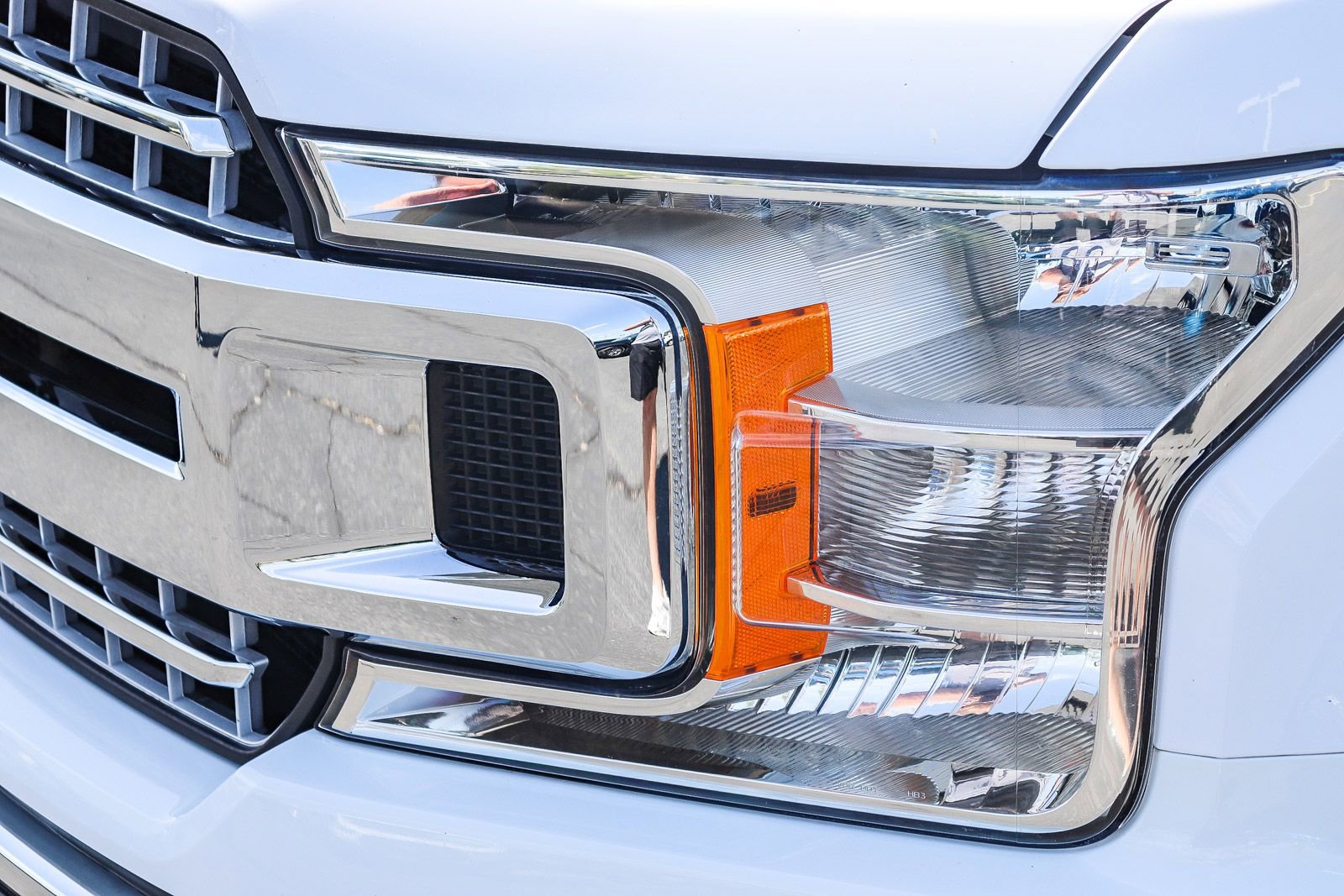 Certified 2019 Ford F150 XLT w/ Equipment Group 302A Luxury AWD/4WD image 9