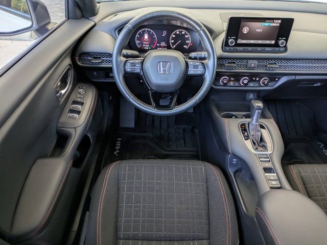Used 2025 Honda HR-V Sport image 14