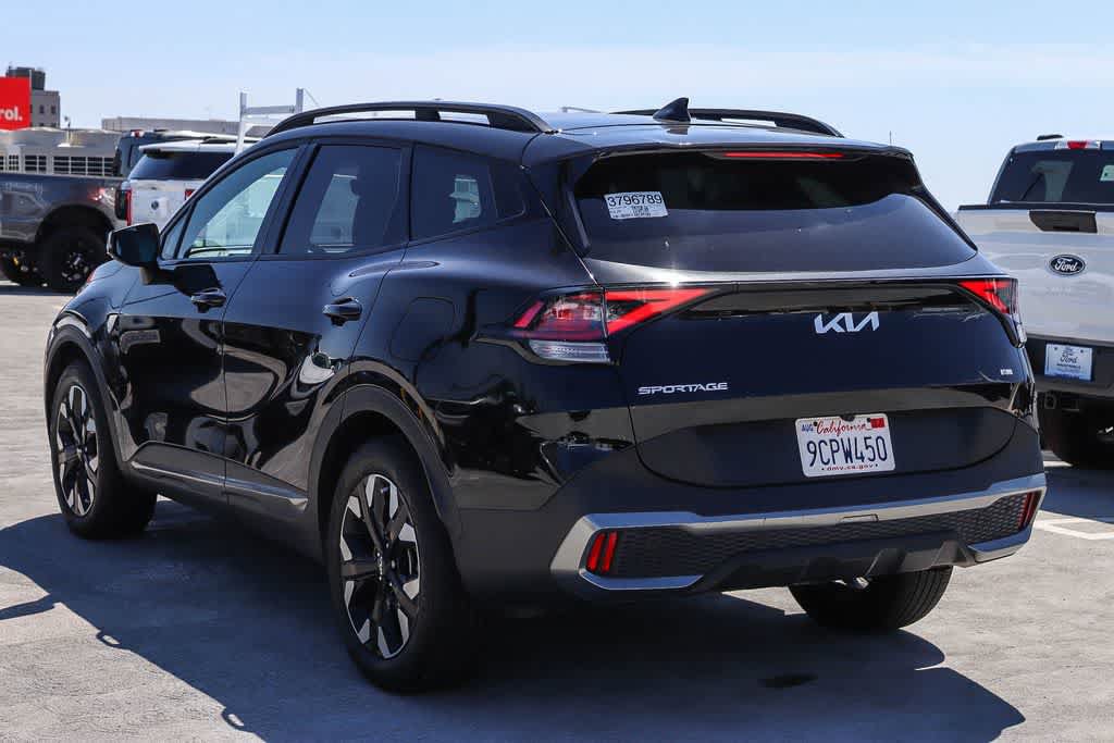 Used 2023 Kia Sportage X-Line AWD/4WD image 6
