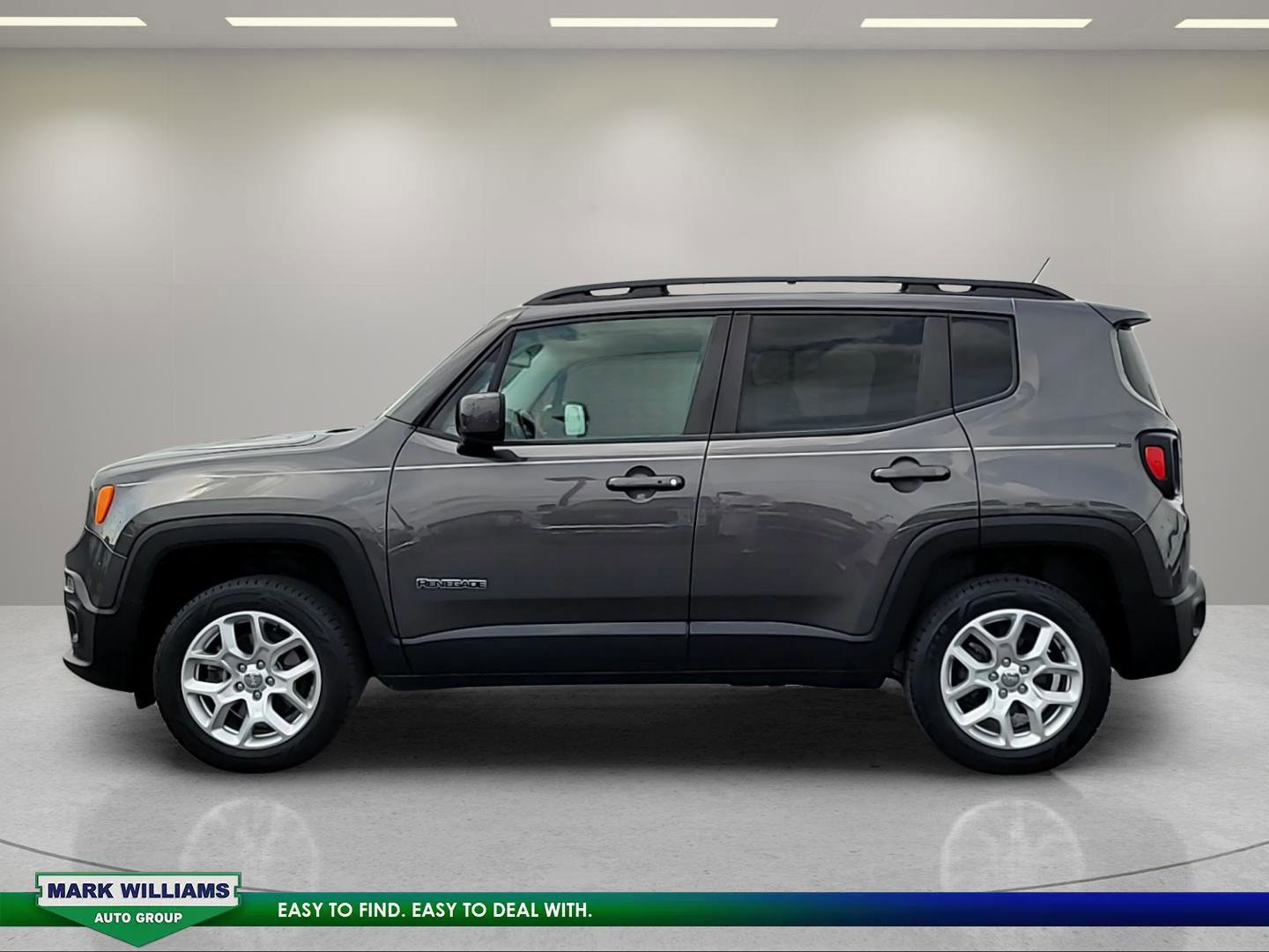 Used 2017 Jeep Renegade Latitude w/ Safety & Security Group image 2