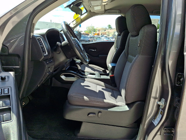 Used 2022 Nissan Frontier SV AWD/4WD image 15