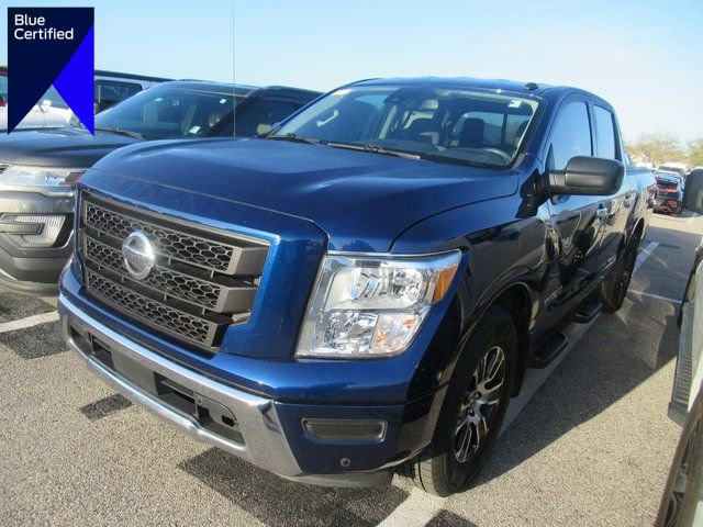 Used 2021 Nissan Titan SV w/ SV Convenience Package image 1