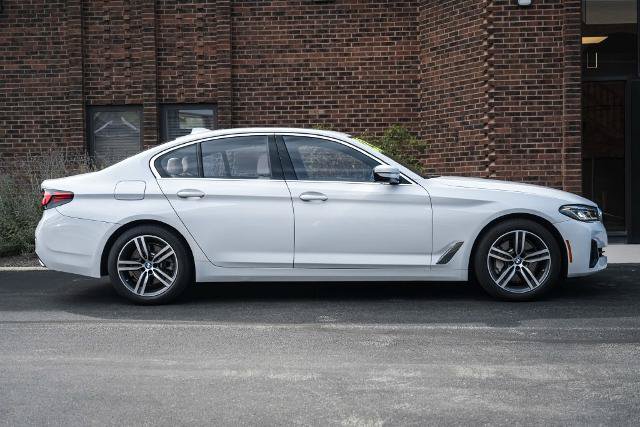 Used 2023 BMW 530i xDrive w/ Premium Package AWD/4WD image 7