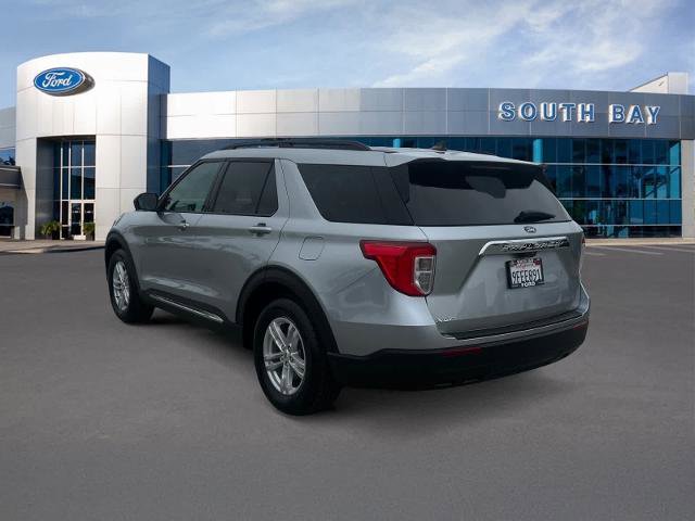 Certified 2023 Ford Explorer XLT RWD image 3