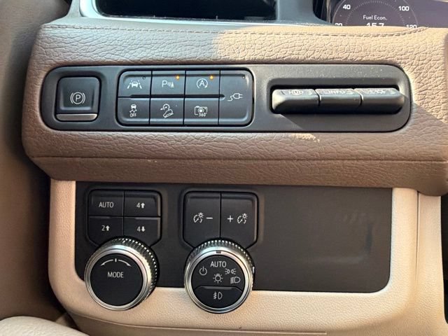 Used 2022 GMC Yukon Denali AWD/4WD image 35