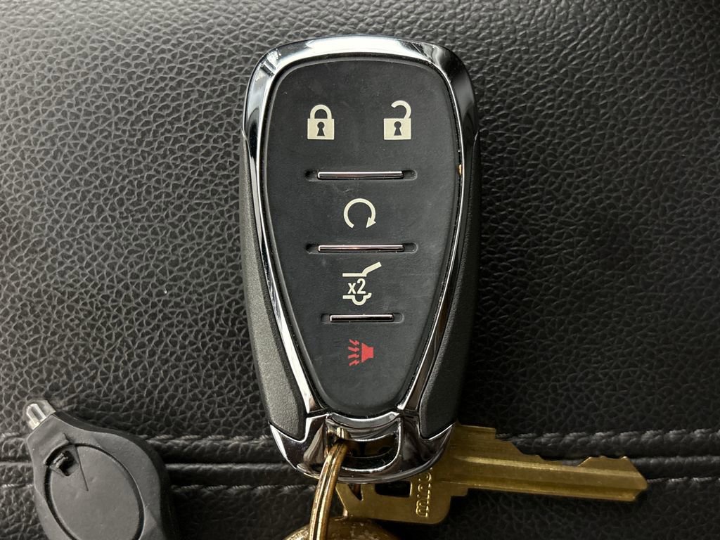 Used 2021 Chevrolet Equinox Premier FWD image 33