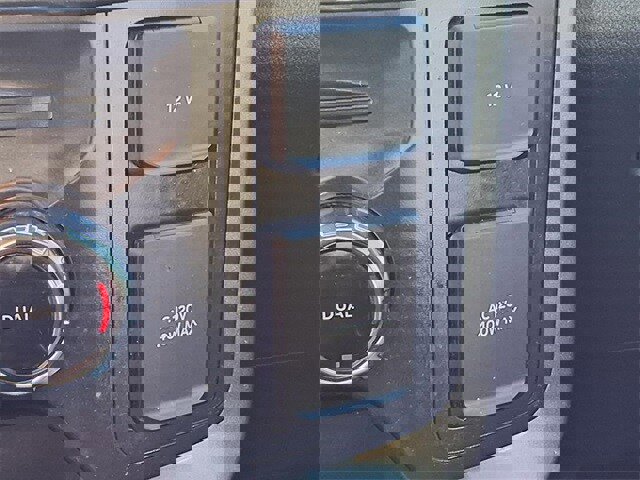 Certified 2022 Ford F150 XLT w/ Equipment Group 302A High image 18