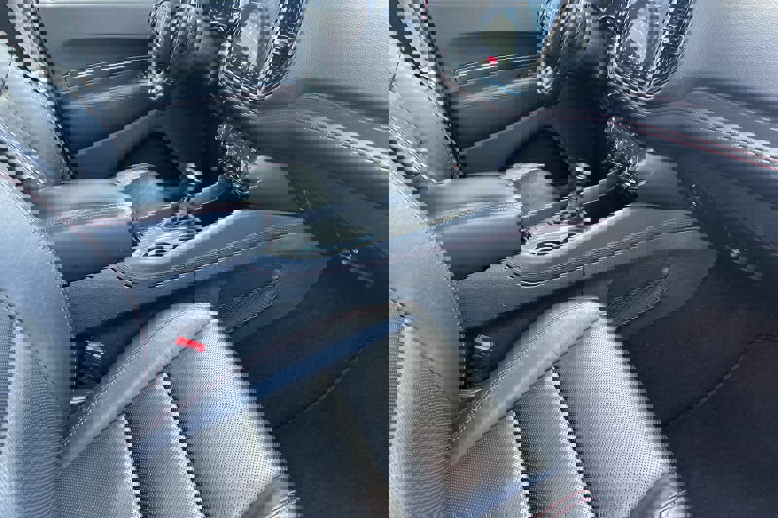 Used 2025 Dodge Durango R/T image 17