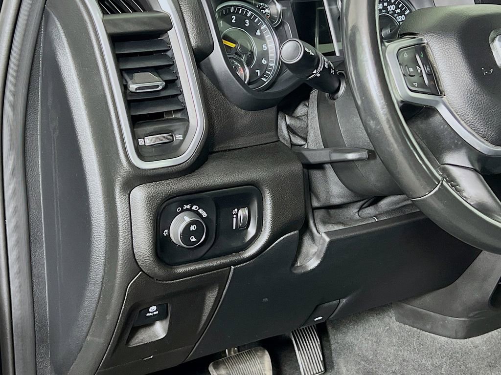Used 2021 RAM 1500 Big Horn image 12
