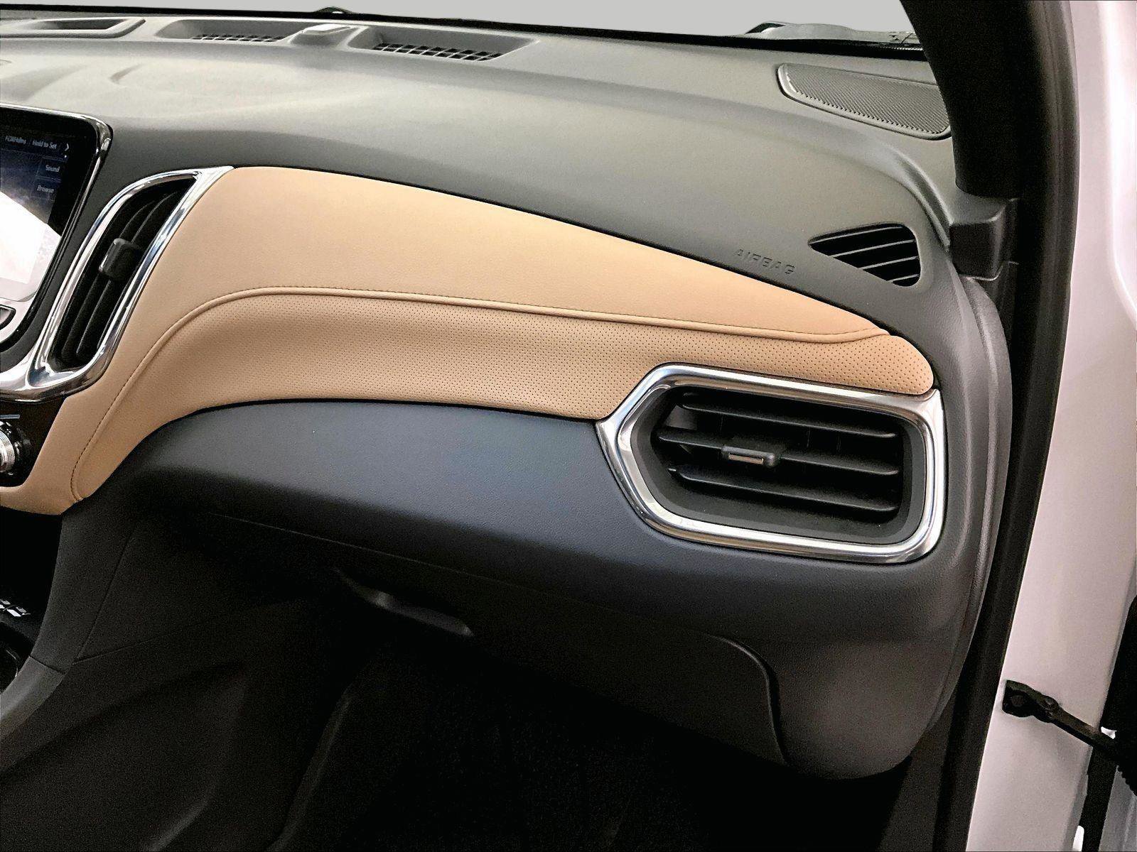 Used 2023 Chevrolet Equinox Premier AWD/4WD image 15