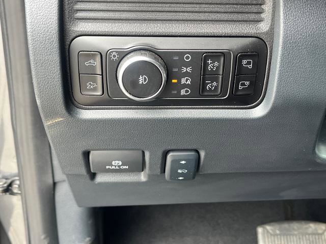 Certified 2025 Ford F450 Lariat w/ Lariat Ultimate Package AWD/4WD image 17