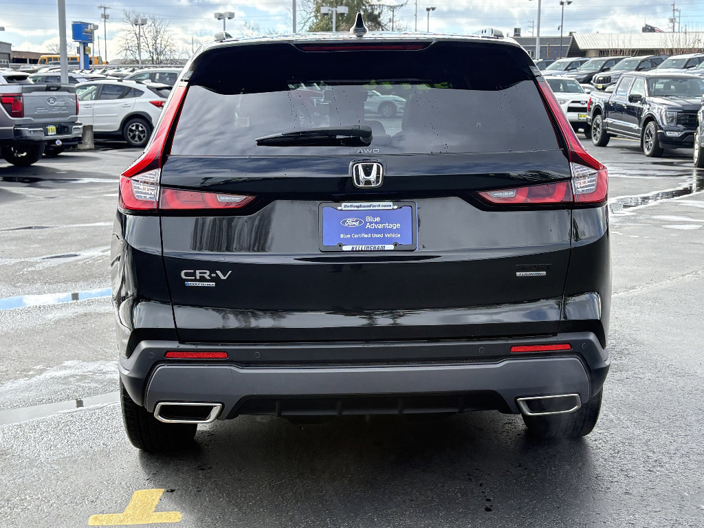 Used 2023 Honda CR-V Sport Touring image 4