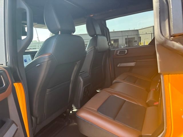 Certified 2022 Ford Bronco Outer Banks w/ Sasquatch Package AWD/4WD image 13