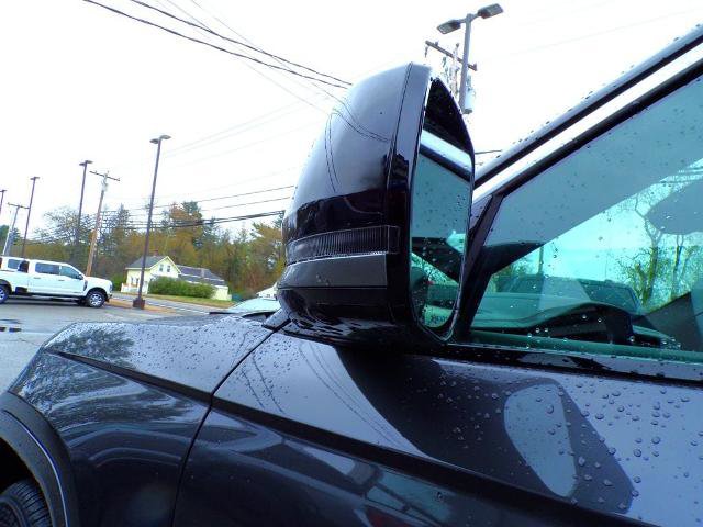 Used 2023 Jeep Grand Cherokee Summit w/ Adv Protech Group IV AWD/4WD image 6