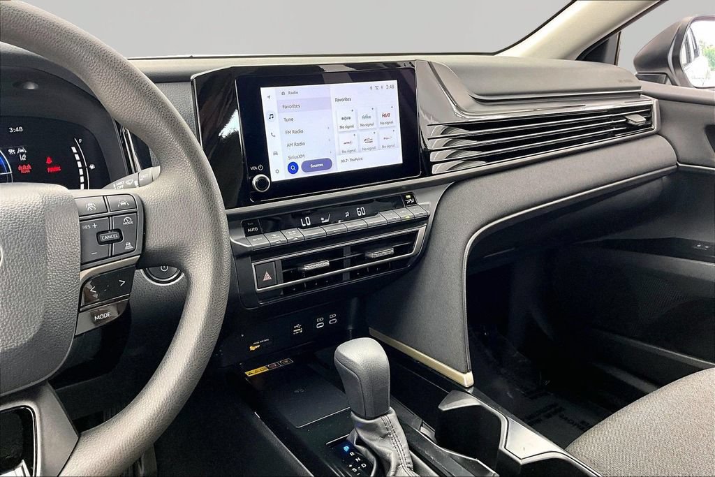 Used 2025 Toyota Camry LE FWD image 6