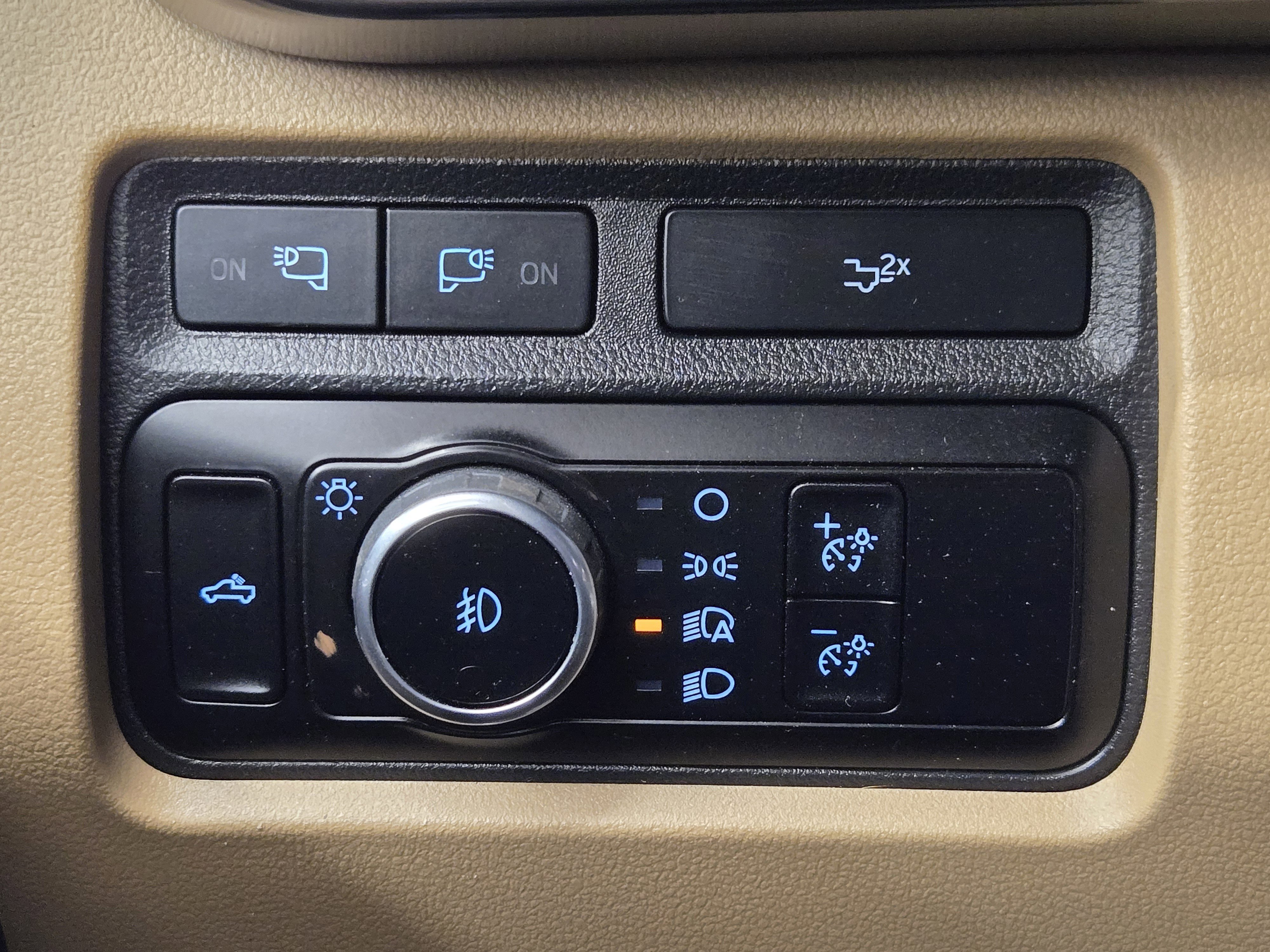 Certified 2023 Ford F250 Lariat w/ Chrome Package AWD/4WD image 23