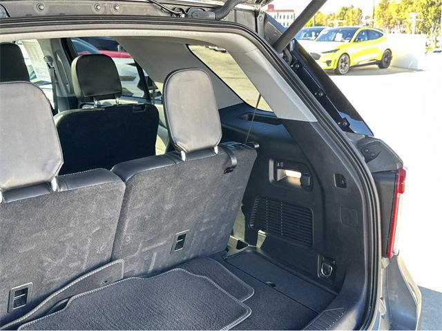 Certified 2022 Ford Explorer XLT w/ Equipment Group 202A image 21