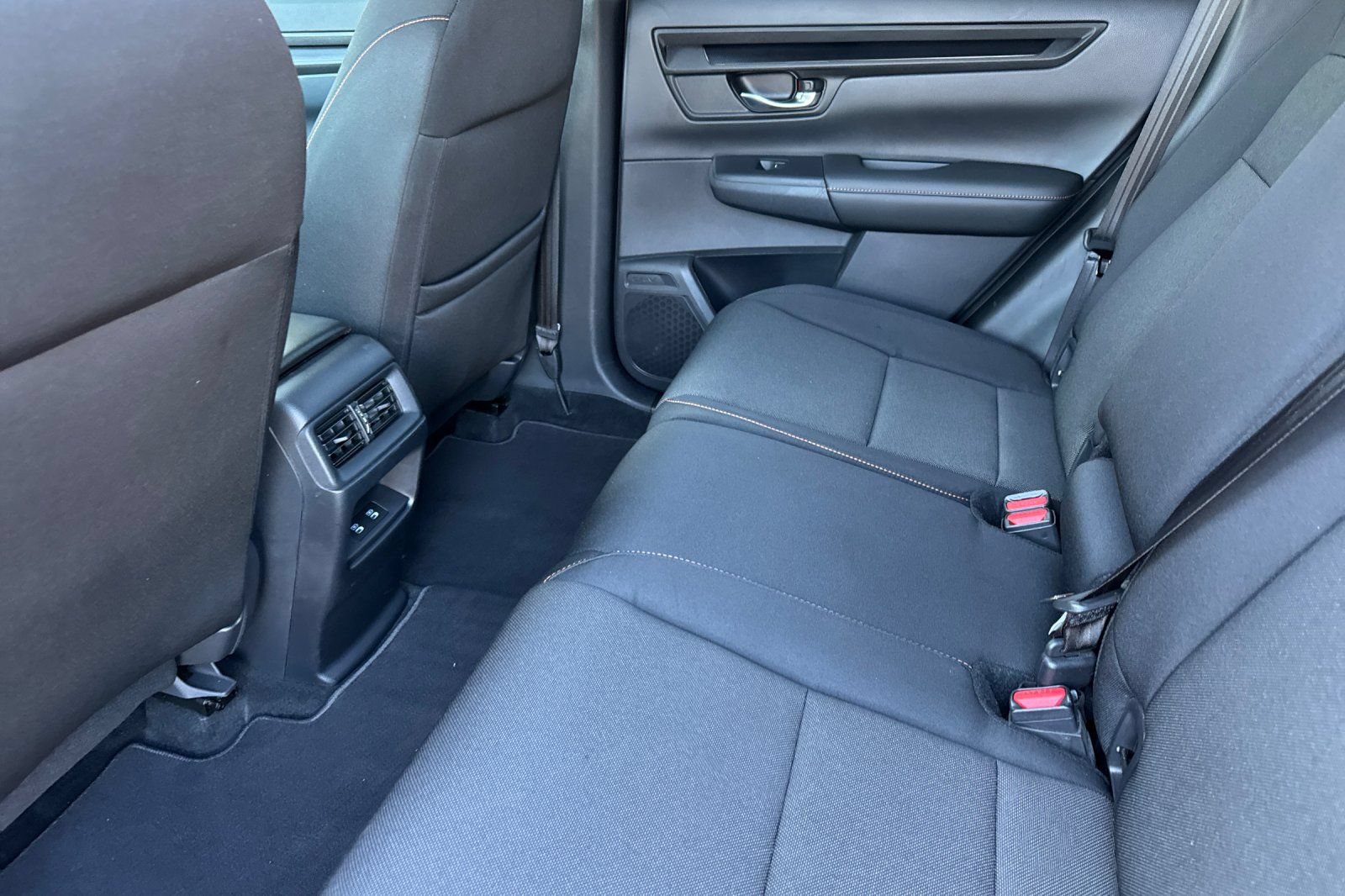 Used 2025 Honda CR-V Sport image 6