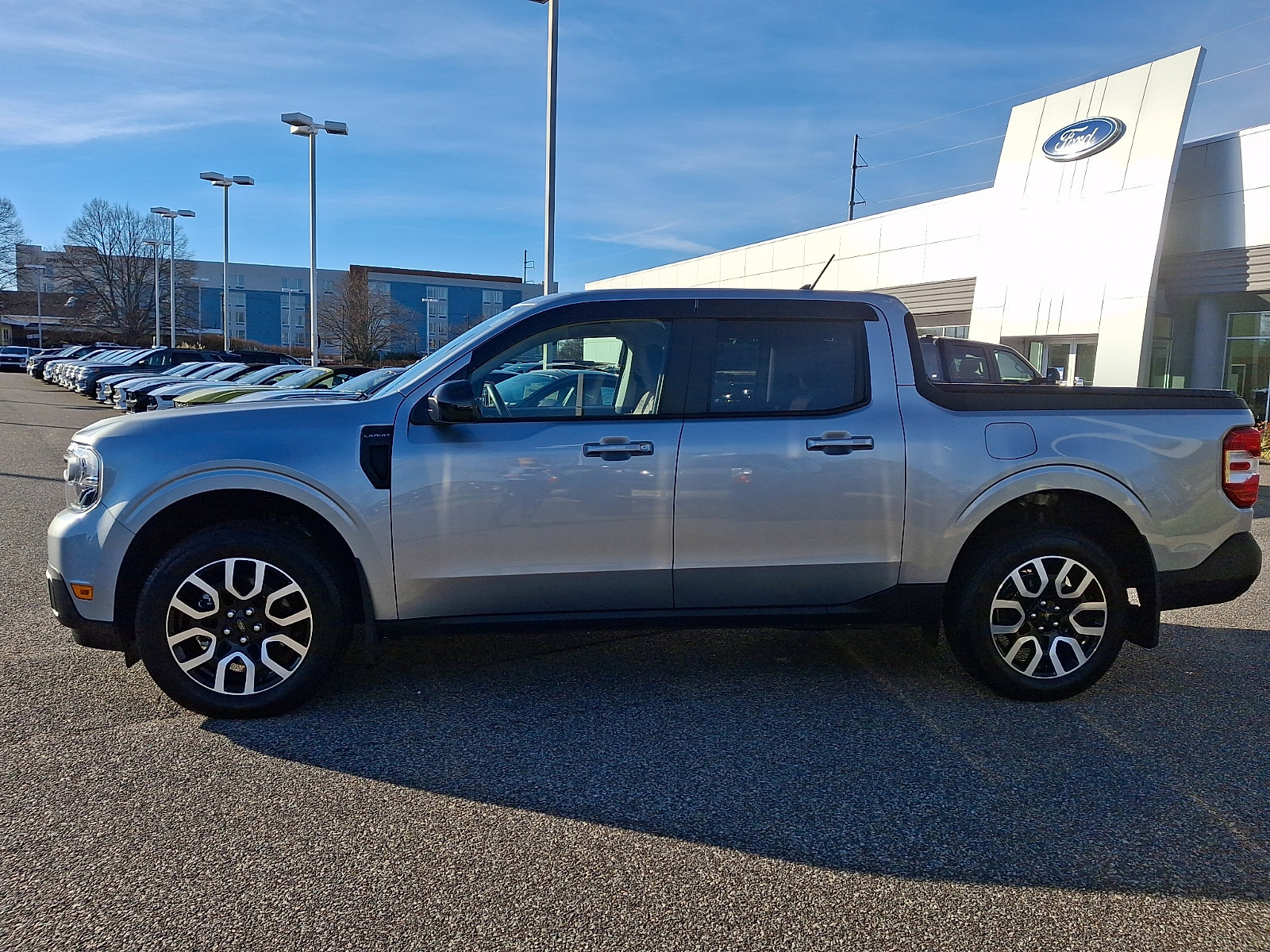 Certified 2024 Ford Maverick Lariat image 6