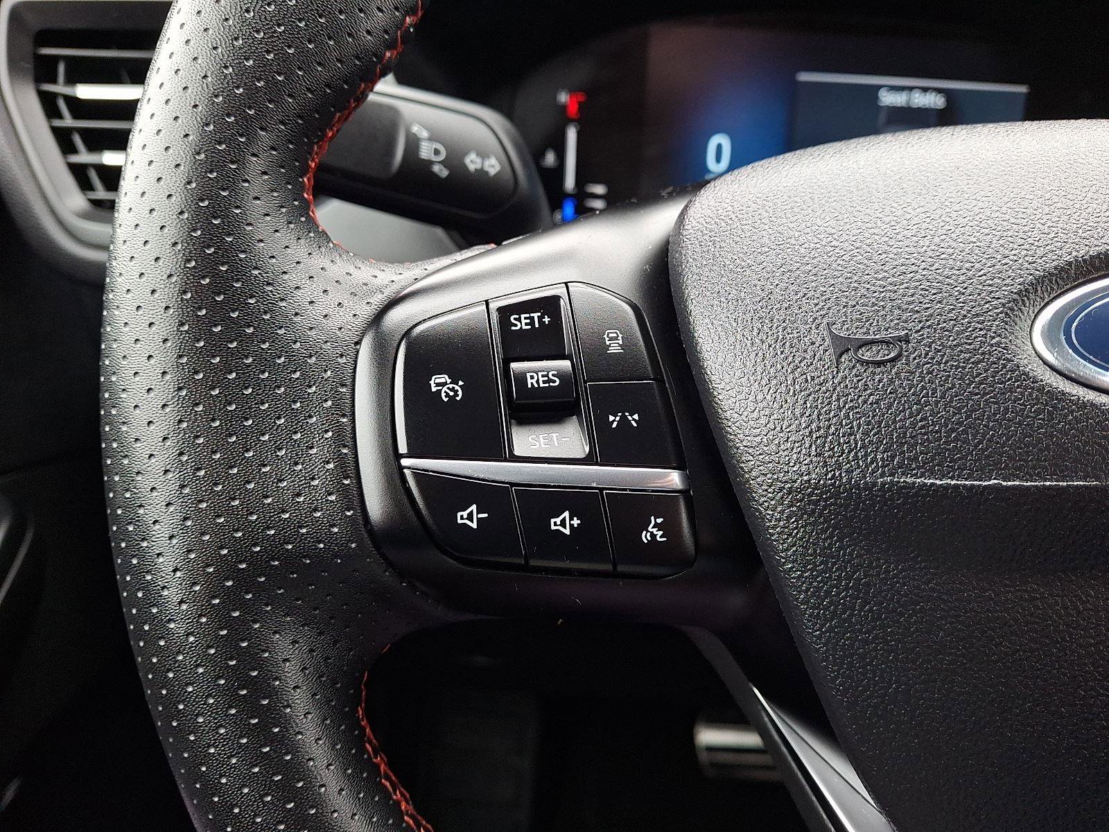 Certified 2023 Ford Escape ST-Line Select w/ Tech Pack #1 image 22