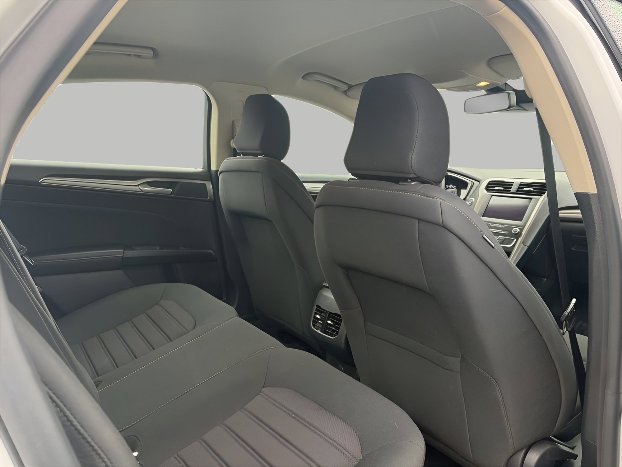 Certified 2020 Ford Fusion SE image 10