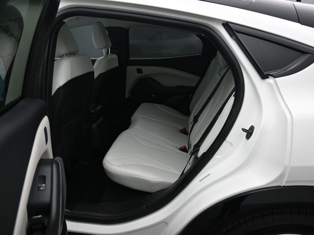 Certified 2022 Ford Mustang Mach-E Premium image 46