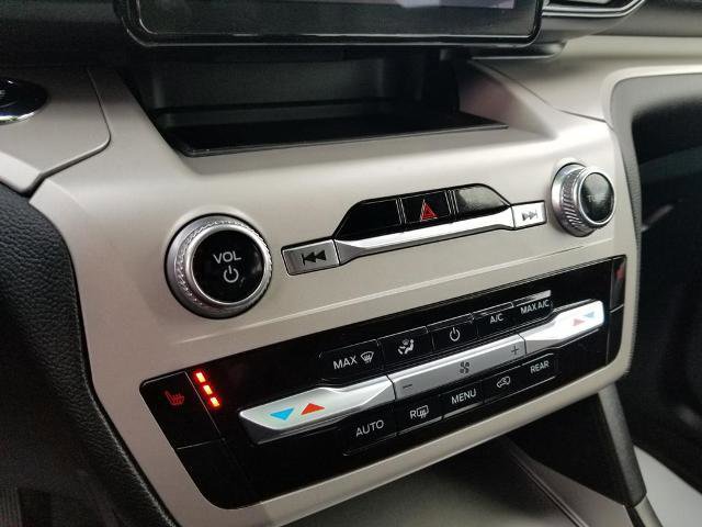 Certified 2023 Ford Explorer XLT image 23