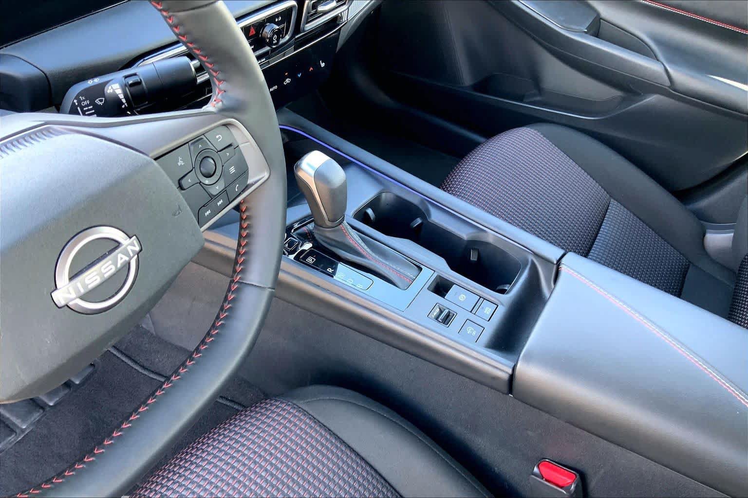 Used 2026 Nissan Sentra SR w/ SR All Weather Package FWD image 17
