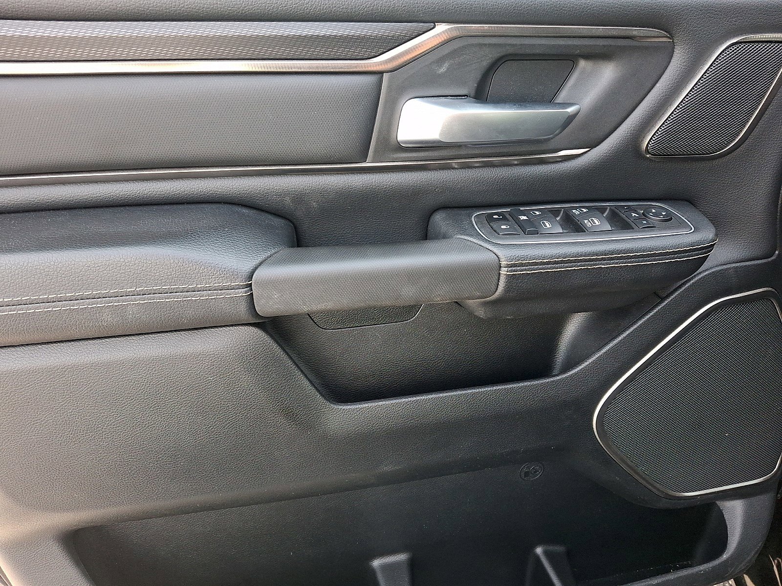 Used 2023 RAM 1500 Rebel w/ Rebel Level 2 Equipment Group AWD/4WD image 11