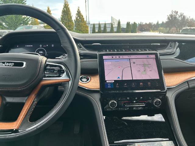 Used 2024 Jeep Grand Cherokee L Summit AWD/4WD image 26