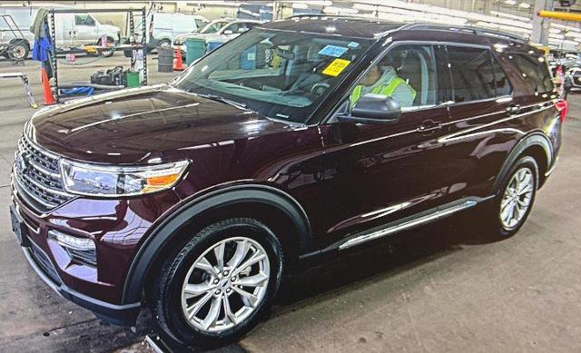 Certified 2023 Ford Explorer XLT w/ Equipment Group 202A