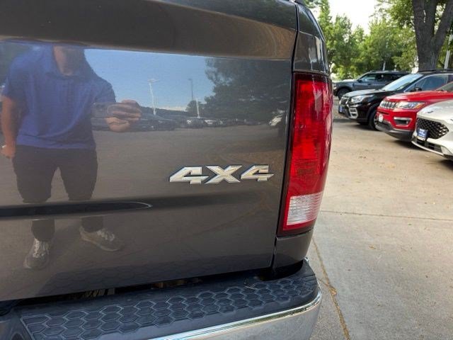Used 2019 RAM 1500 Classic SLT AWD/4WD image 11