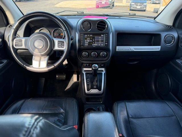 Used 2017 Jeep Compass High Altitude image 11