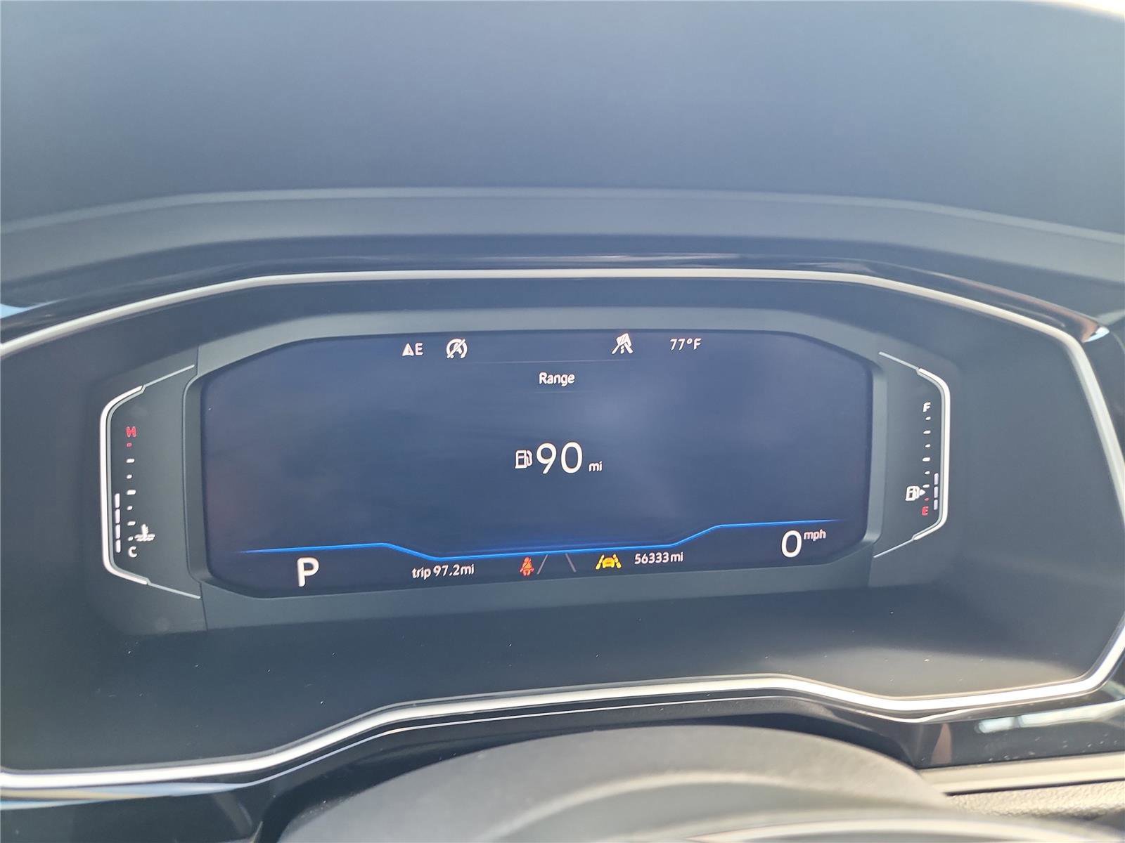 Used 2020 Volkswagen Jetta SEL Premium image 33