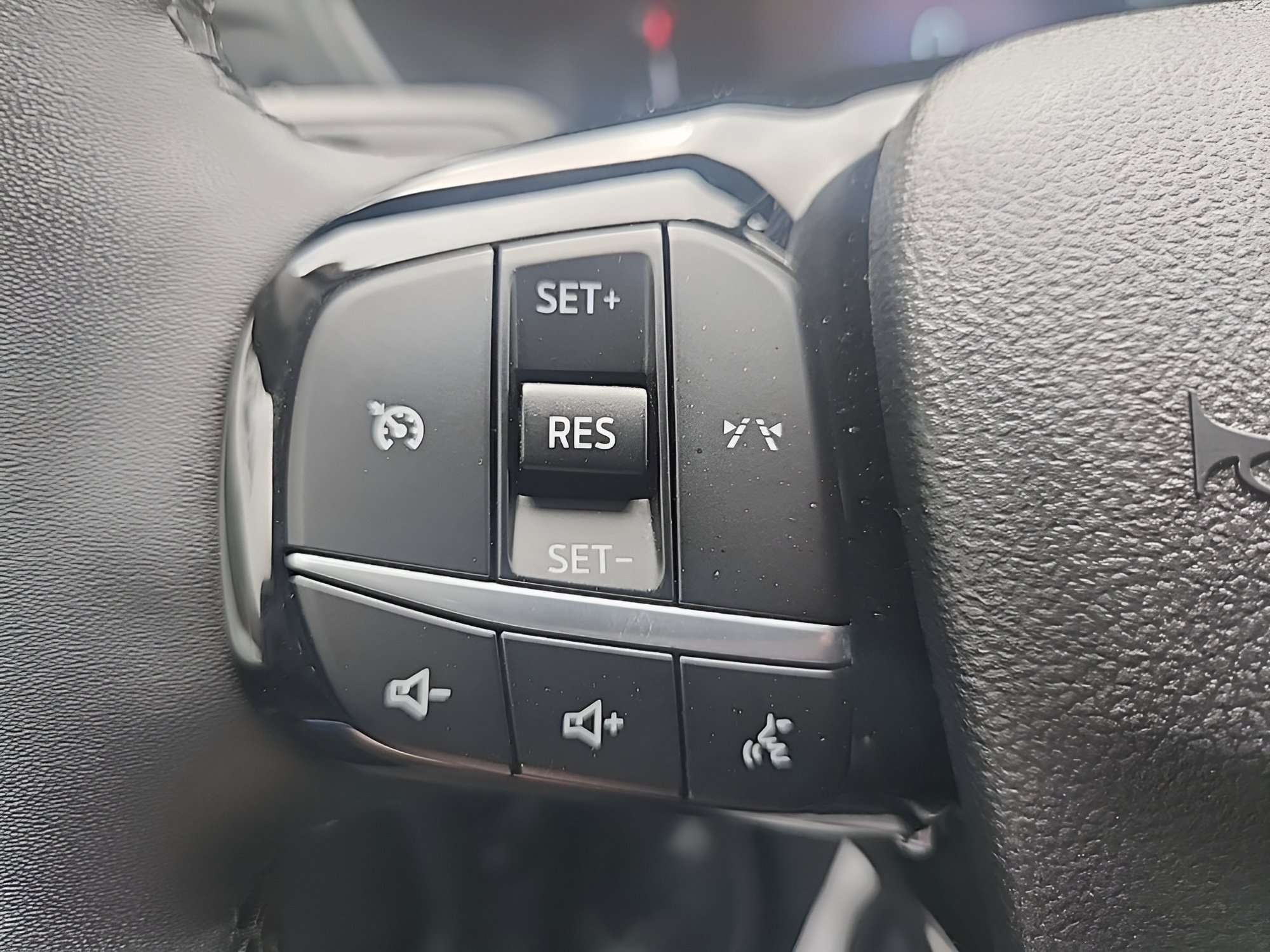 Certified 2023 Ford Escape Active w/ Cold Weather Package image 19