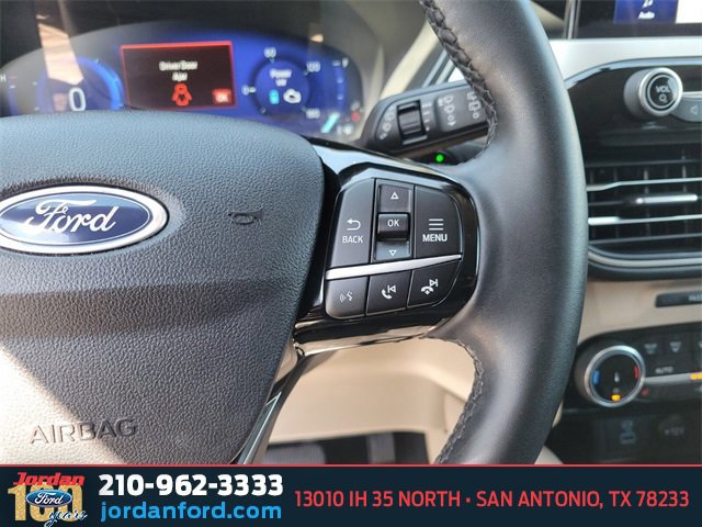Certified 2022 Ford Escape SEL w/ Technology Package image 27