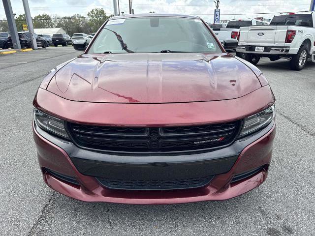 Used 2020 Dodge Charger SXT w/ Blacktop Package image 2