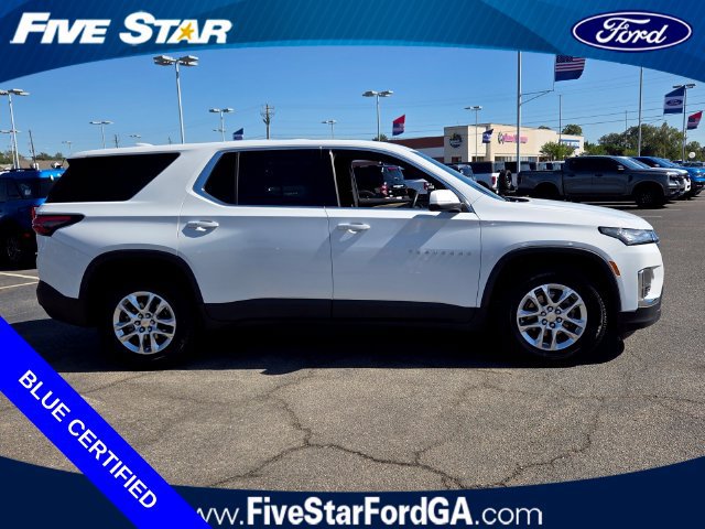 Used 2023 Chevrolet Traverse LS w/ Safety Package FWD image 9