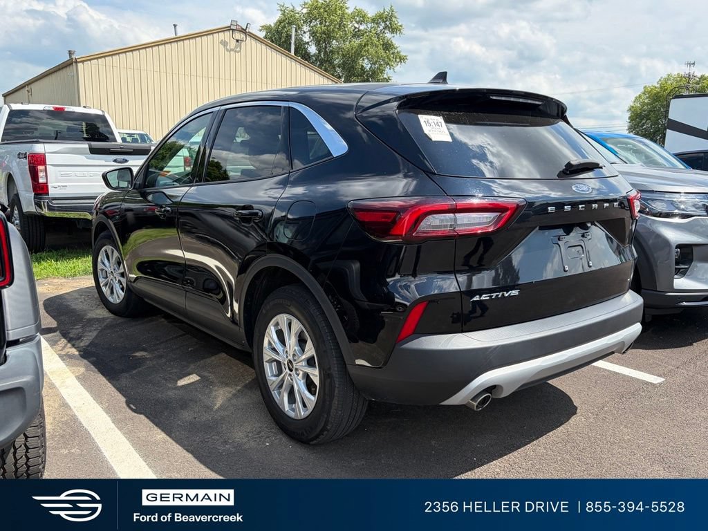 Certified 2024 Ford Escape Active w/ Cold Weather Package FWD image 2