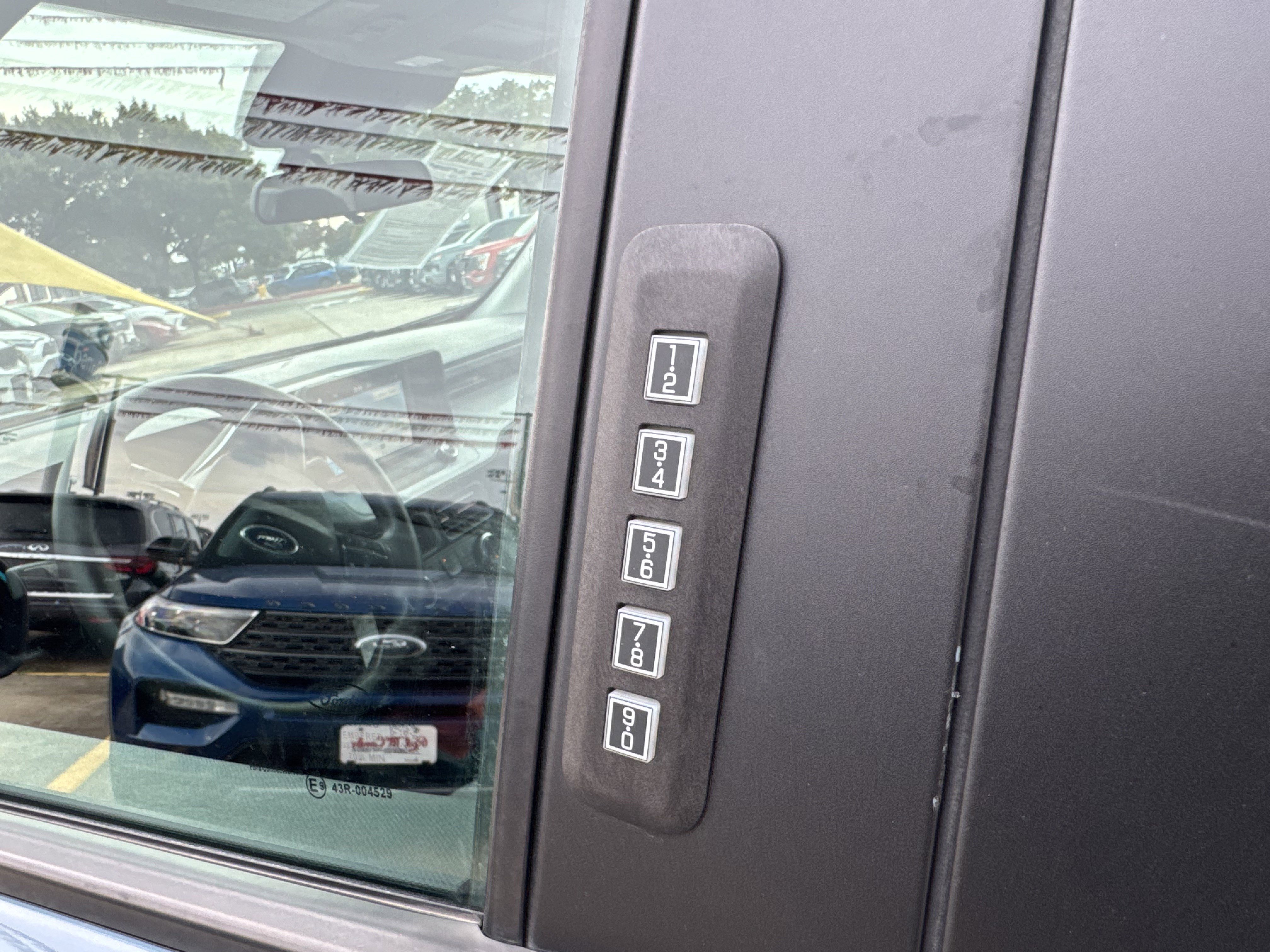 Certified 2023 Ford Maverick XLT image 17