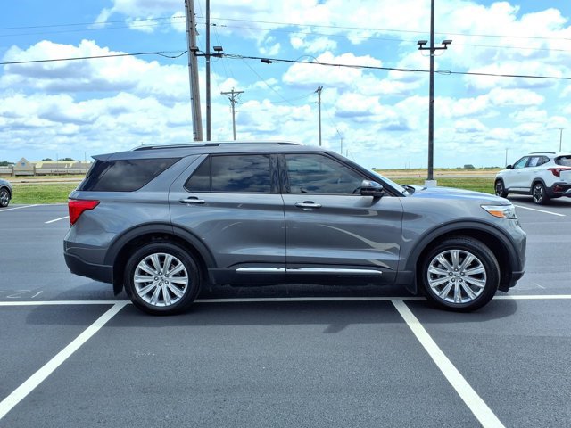 Certified 2021 Ford Explorer Limited w/ Equipment Group 301A AWD/4WD image 6